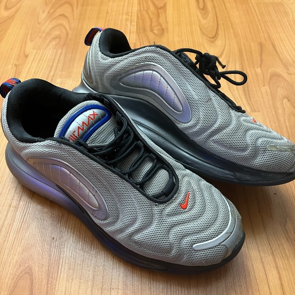 Nike Air max 720 space flight mens sneaker size 9 mens/11 womens - AO2924-019 - Picture 1 of 7
